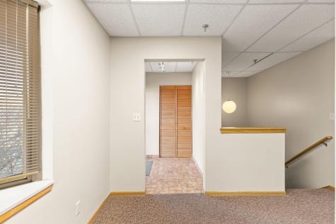 2575 Hamline Avenue N Roseville MN 55113