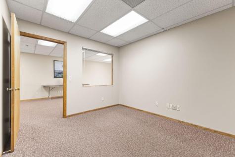 2575 Hamline Avenue N Roseville MN 55113