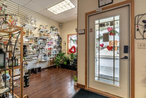 121 S Broadway Pelican Rapids MN 56572