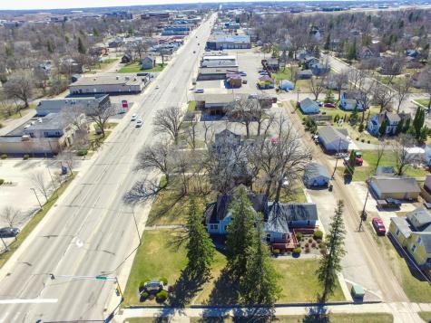 1002 Broadway Street Alexandria MN 56308