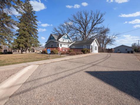 1002 Broadway Street Alexandria MN 56308