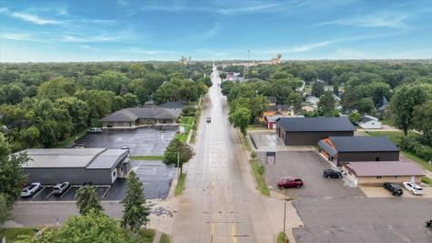 826 N Sibley Avenue Litchfield MN 55355
