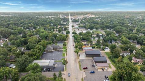 826 N Sibley Avenue Litchfield MN 55355