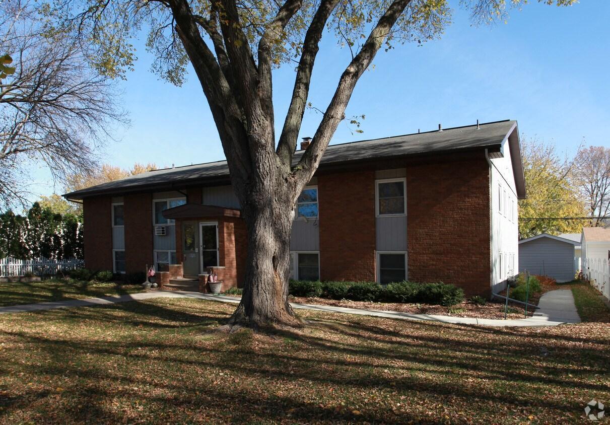 4225 Bloomington Avenue Minneapolis MN 55407