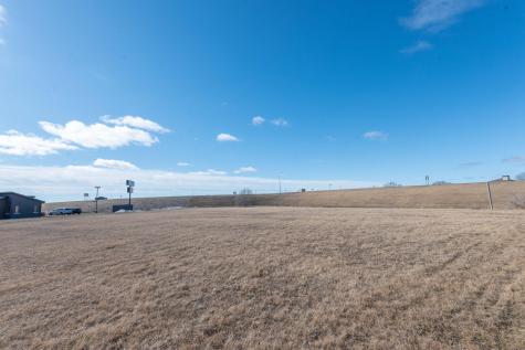 921 Market Street Perham MN 56573