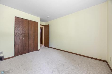 3237 17th Avenue S Fargo ND 58103