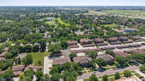 3237 17th Avenue S Fargo ND 58103