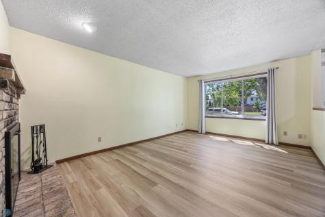3237 17th Avenue S Fargo ND 58103
