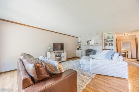 204 Oxbow Circle Oxbow ND 58047