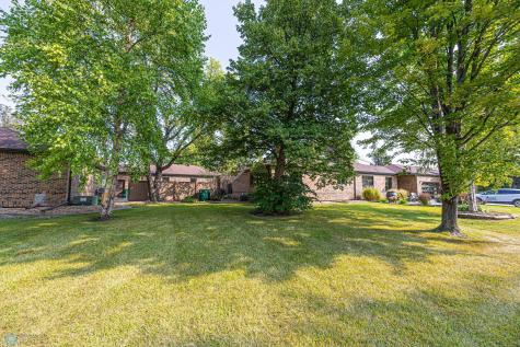 204 Oxbow Circle Oxbow ND 58047