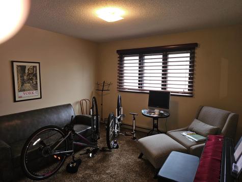 1437 Broadway N Fargo ND 58102