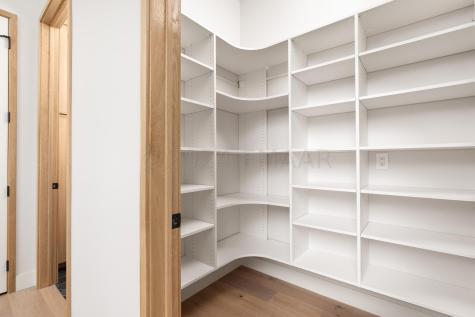 505 Oak Street N Fargo ND 58102