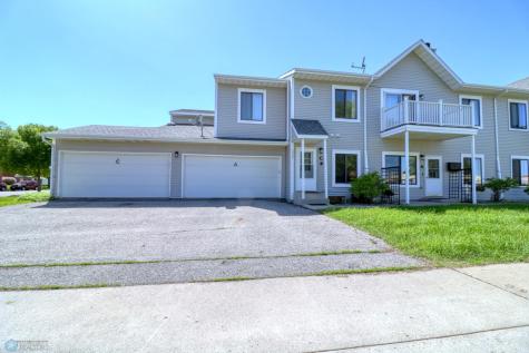 3301 15th Avenue S Fargo ND 58103