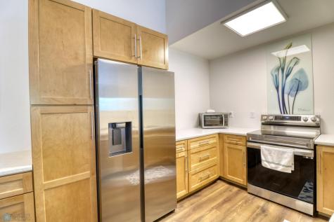3301 15th Avenue S Fargo ND 58103
