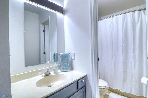 3301 15th Avenue S Fargo ND 58103