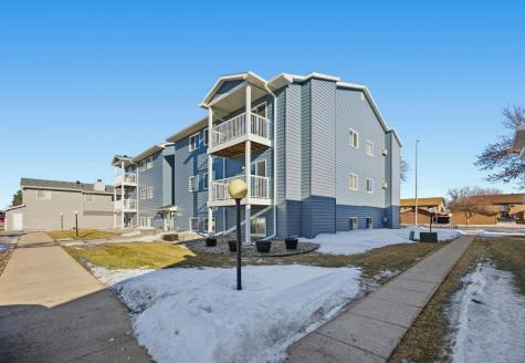 2535 25th Street S Fargo ND 58103