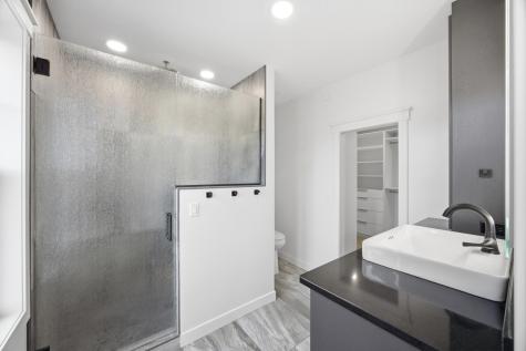 412 5th Street N Fargo ND 58102