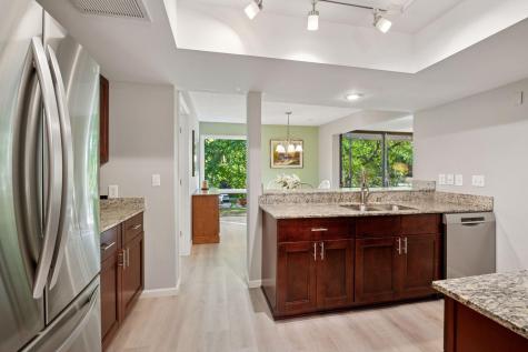 6085 Lincoln Drive Edina MN 55436