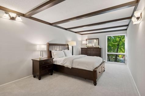 6085 Lincoln Drive Edina MN 55436