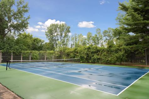 6085 Lincoln Drive Edina MN 55436