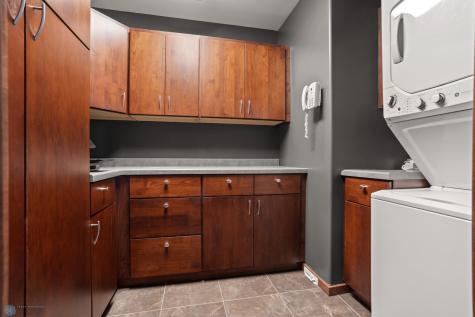 300 Np Avenue N Fargo ND 58102