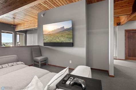 300 Np Avenue N Fargo ND 58102