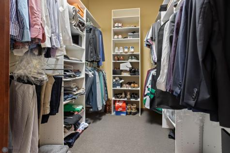 300 Np Avenue N Fargo ND 58102