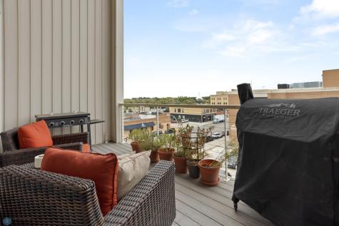 300 Np Avenue N Fargo ND 58102