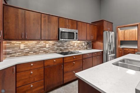 300 Np Avenue N Fargo ND 58102