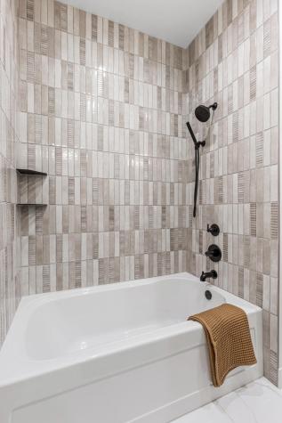 505 Oak Street N Fargo ND 58102