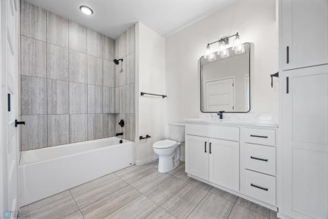 234 Main Avenue Fargo ND 58103