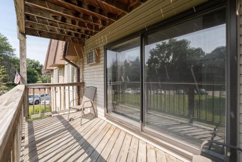 2007 E 122nd Street Burnsville MN 55337
