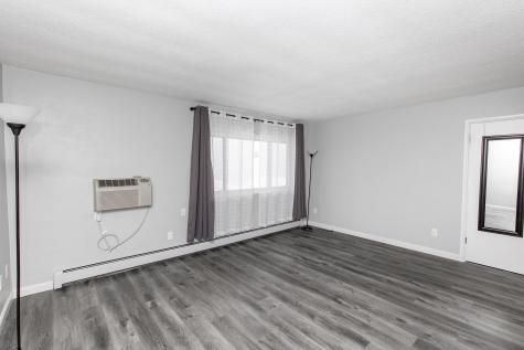 702 Oak Street N Fargo ND 58102