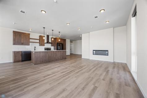 234 Main Avenue Fargo ND 58103