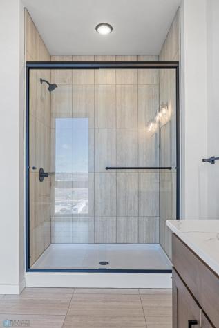 234 Main Avenue Fargo ND 58103