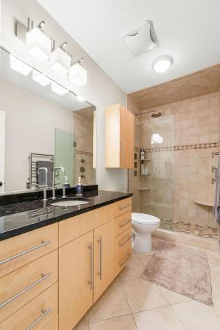 2501 30th Avenue S Fargo ND 58103