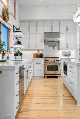 12 Broadway N Fargo ND 58102