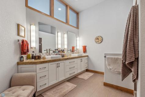 12 Broadway N Fargo ND 58102