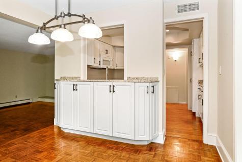 6115 Lincoln Drive Edina MN 55436