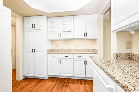 6115 Lincoln Drive Edina MN 55436