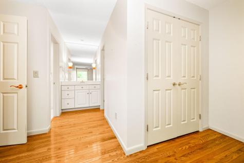 6115 Lincoln Drive Edina MN 55436