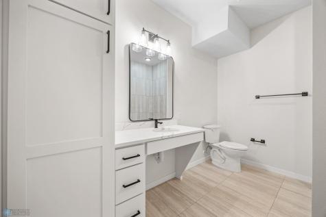 234 Main Avenue Fargo ND 58103