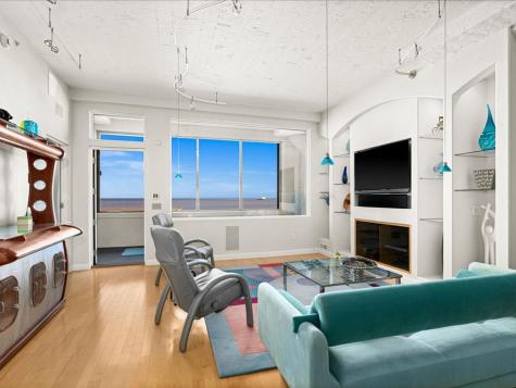 325 S Lake Avenue Duluth MN 55802