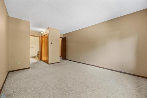 2320 20th Avenue S Fargo ND 58103