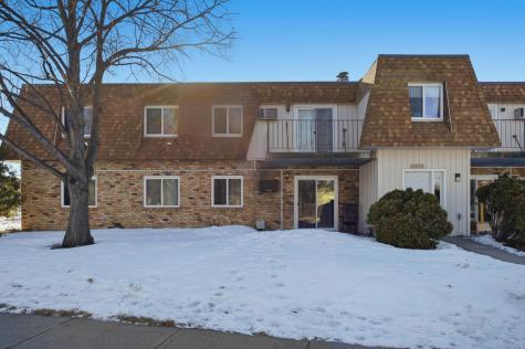 2320 20th Avenue S Fargo ND 58103