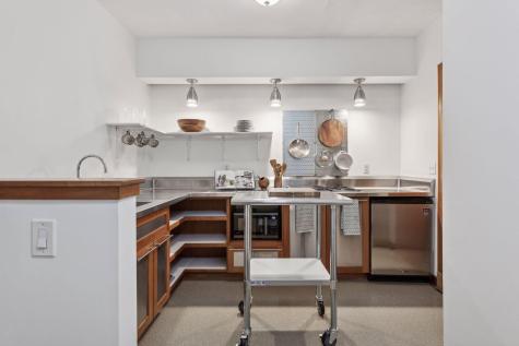 1204 Harmon Place Minneapolis MN 55403