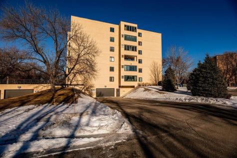 105 3rd Street N Moorhead MN 56560