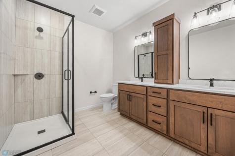 234 Main Avenue Fargo ND 58103