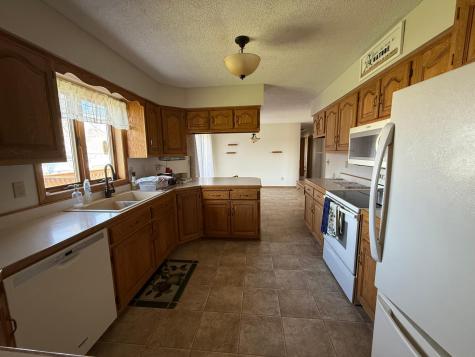 16187 County Road 8 Barney ND 58008