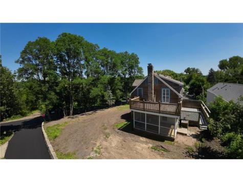 1202 La Salle Street Wayzata MN 55391